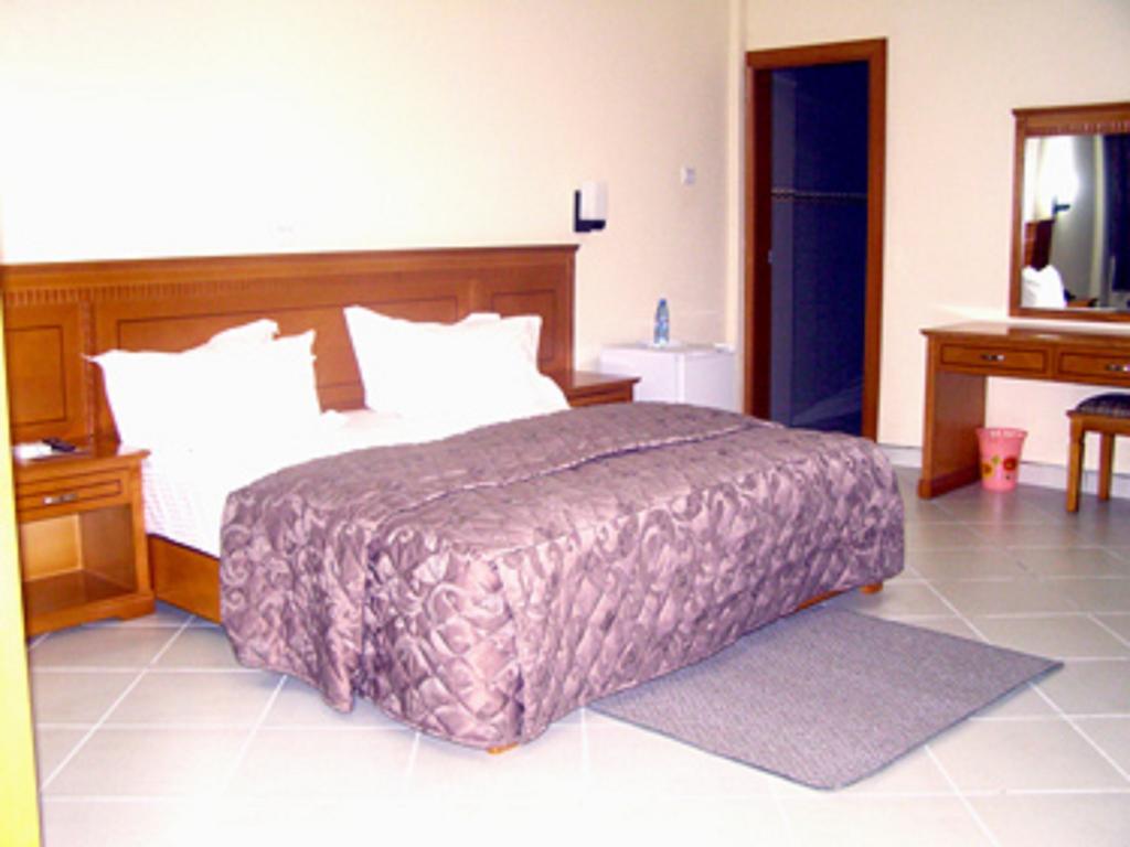 Sunset Hotel Kumasi Zimmer foto